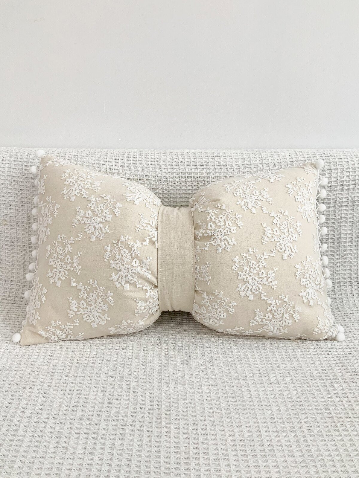 1pc Lace Embroidered Pom Pom Bow Decorative Waist Pillow Cover, Home Decor For Living Room, Sofa, Bedroom